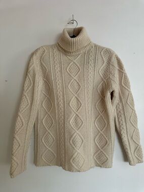 Eddie Bauer Cream Cable Knit Turtleneck